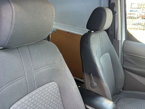 Used 2019 Ford Transit Connect XLT image 10