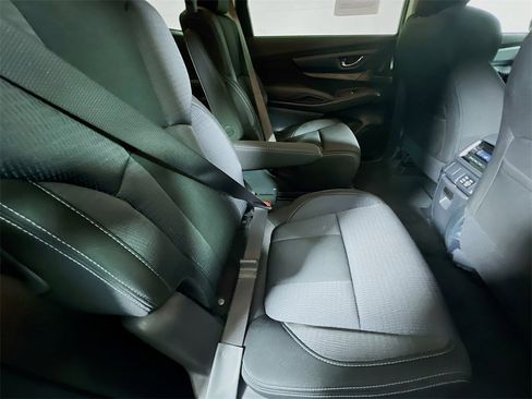 Used 2024 Subaru Ascent Premium w/ Convenience Package image 26