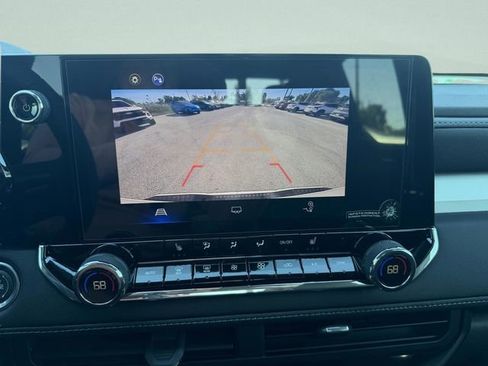 New 2025 Chevrolet Colorado LT RWD image 19