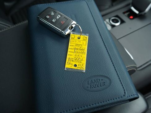 Used 2023 Land Rover Discovery S R-Dynamic AWD/4WD image 76