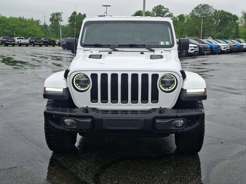 Used 2018 Jeep Wrangler Unlimited Sahara w/ Quick Order Package 24M Moab AWD/4WD image 2