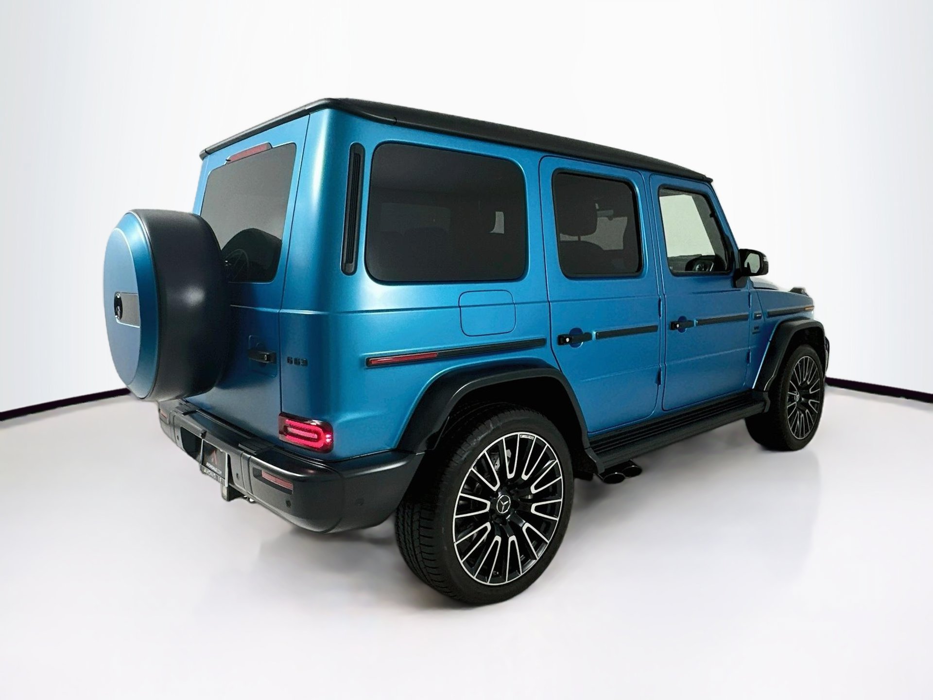 Certified 2025 Mercedes-Benz G 63 AMG 4MATIC image 8