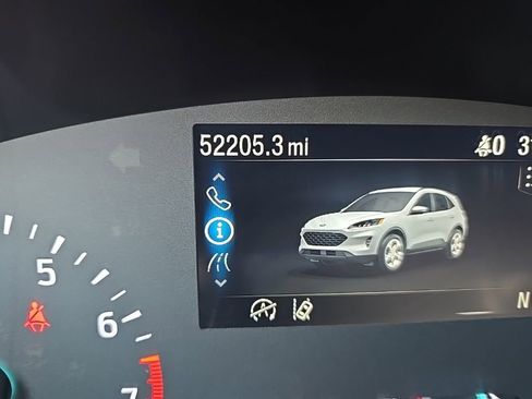 Used 2022 Ford Escape SEL w/ Class II Trailer Tow Package image 8