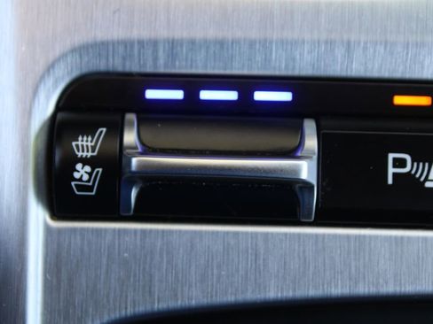 Used 2023 Kia Stinger GT2 w/ Red Interior Color Package image 41