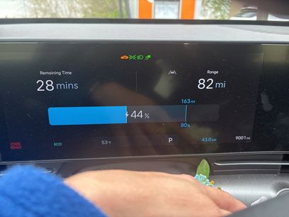 Used 2025 Hyundai Kona SE