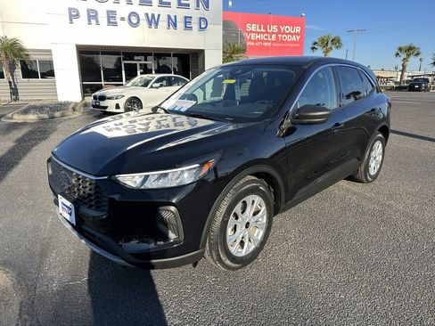 Used 2023 Ford Escape Active image 2