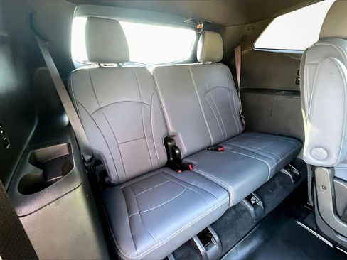 Used 2023 Buick Enclave Essence w/ Sport Touring Edition image 28