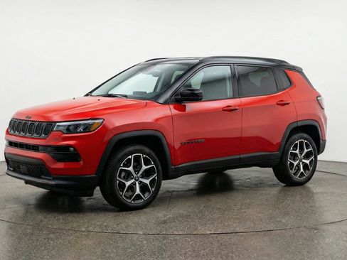 Used 2025 Jeep Compass Limited AWD/4WD image 3