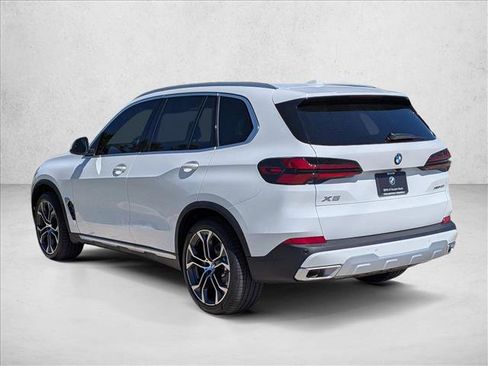 Used 2026 BMW X5 xDrive40i w/ Climate Comfort Package AWD/4WD image 8