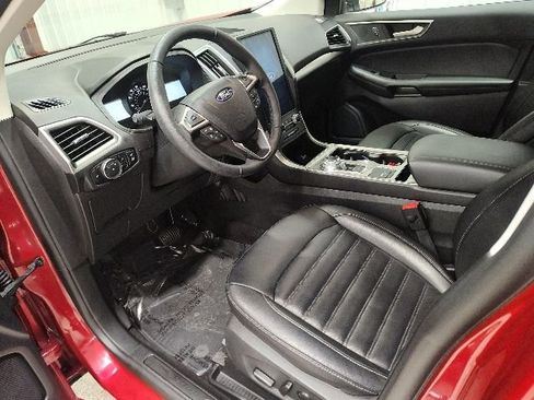 Used 2024 Ford Edge SEL w/ Convenience Package AWD/4WD image 11