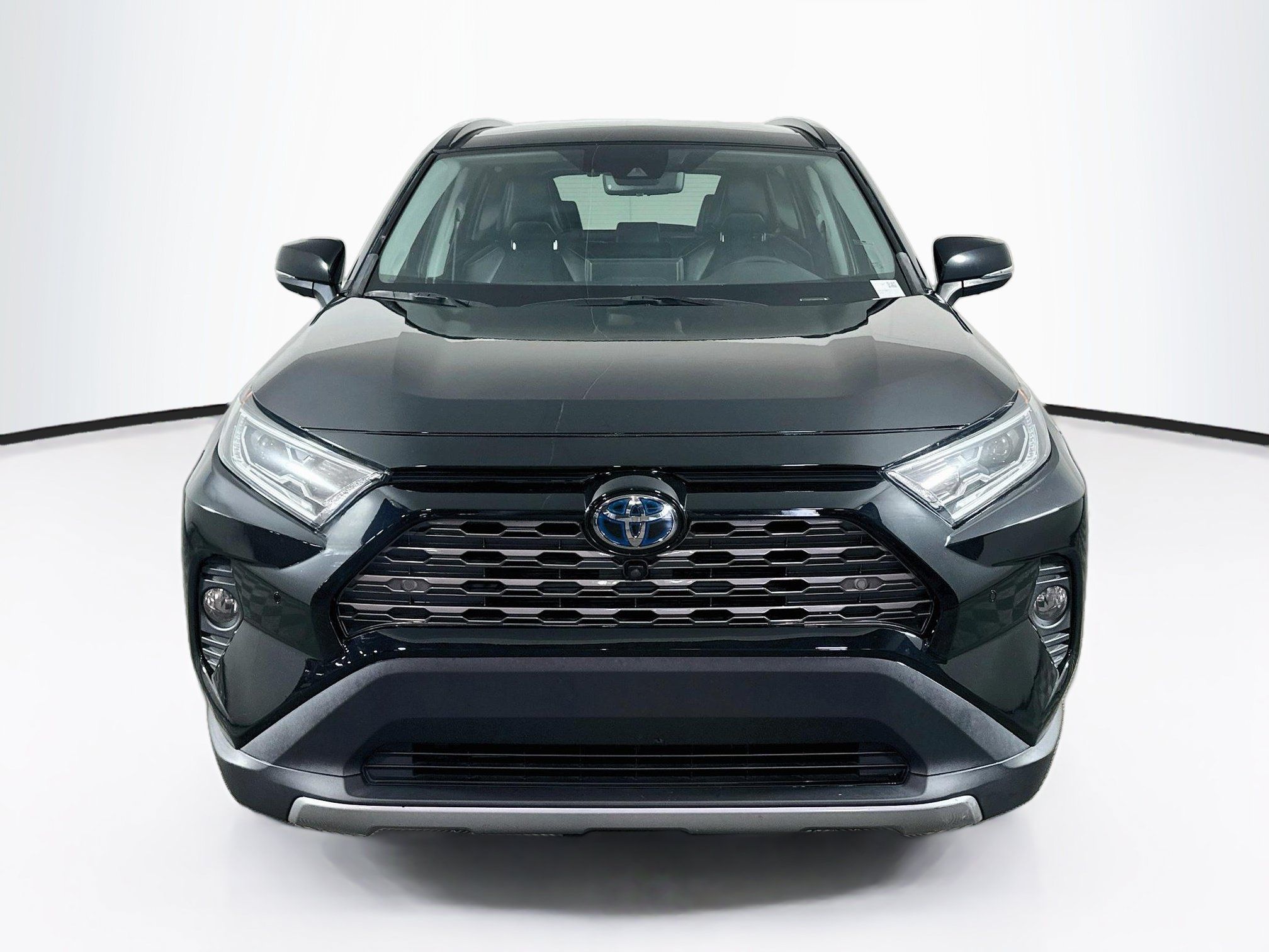 Used 2021 Toyota RAV4 Limited AWD/4WD image 2