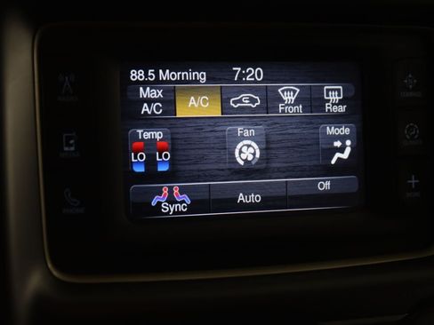 Used 2014 Jeep Grand Cherokee Laredo w/ Quick Order Package 23E AWD/4WD image 25