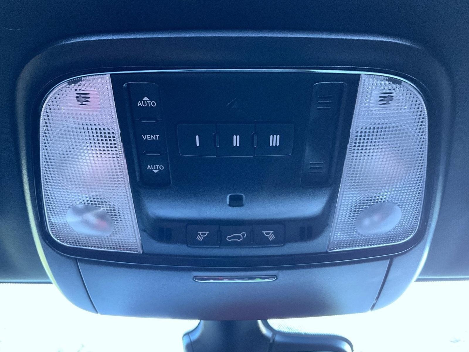 Used 2023 Dodge Durango SRT Hellcat AWD/4WD image 16
