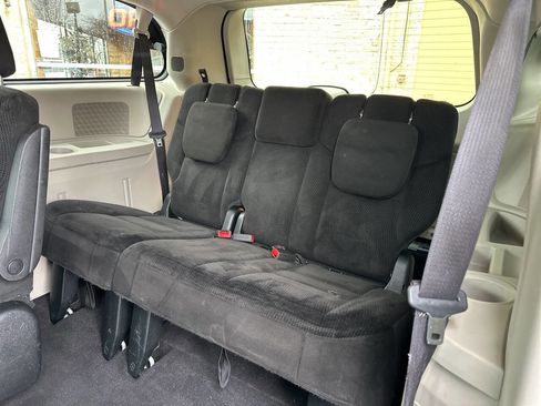 Used 2017 Dodge Grand Caravan SE w/ Power Window Group image 8