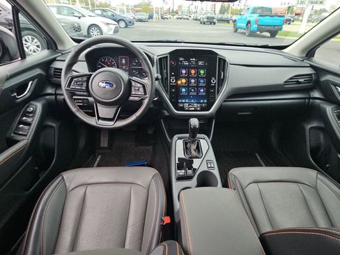 Used 2024 Subaru Crosstrek 2.5i Limited w/ Crosstrek Mirror Package AWD/4WD image 8