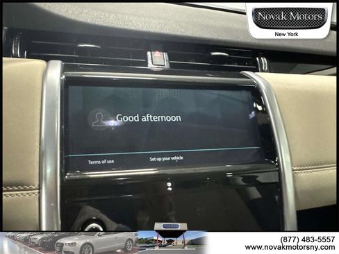 Used 2023 Land Rover Discovery Sport SE image 21