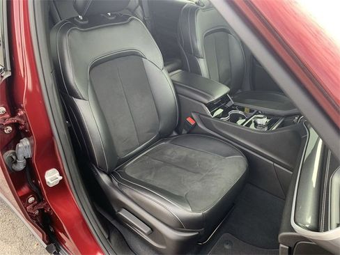 Used 2023 Jeep Grand Cherokee Altitude image 26