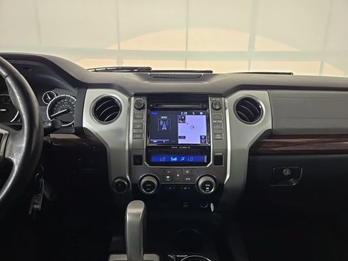 Used 2016 Toyota Tundra Limited AWD/4WD image 9