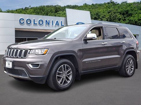 Used 2017 Jeep Grand Cherokee Limited AWD/4WD image 3