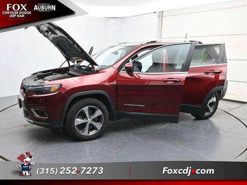 Used 2019 Jeep Cherokee Limited AWD/4WD image 35
