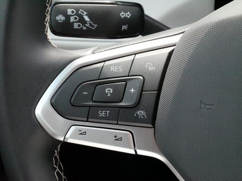 Certified 2025 Volkswagen Taos S AWD/4WD image 26