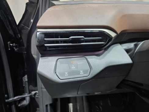Used 2023 Volkswagen ID.4 Pro RWD image 16