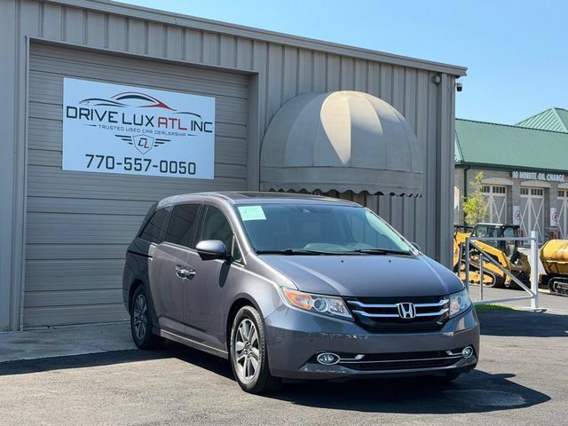 Used 2016 Honda Odyssey Touring image 2