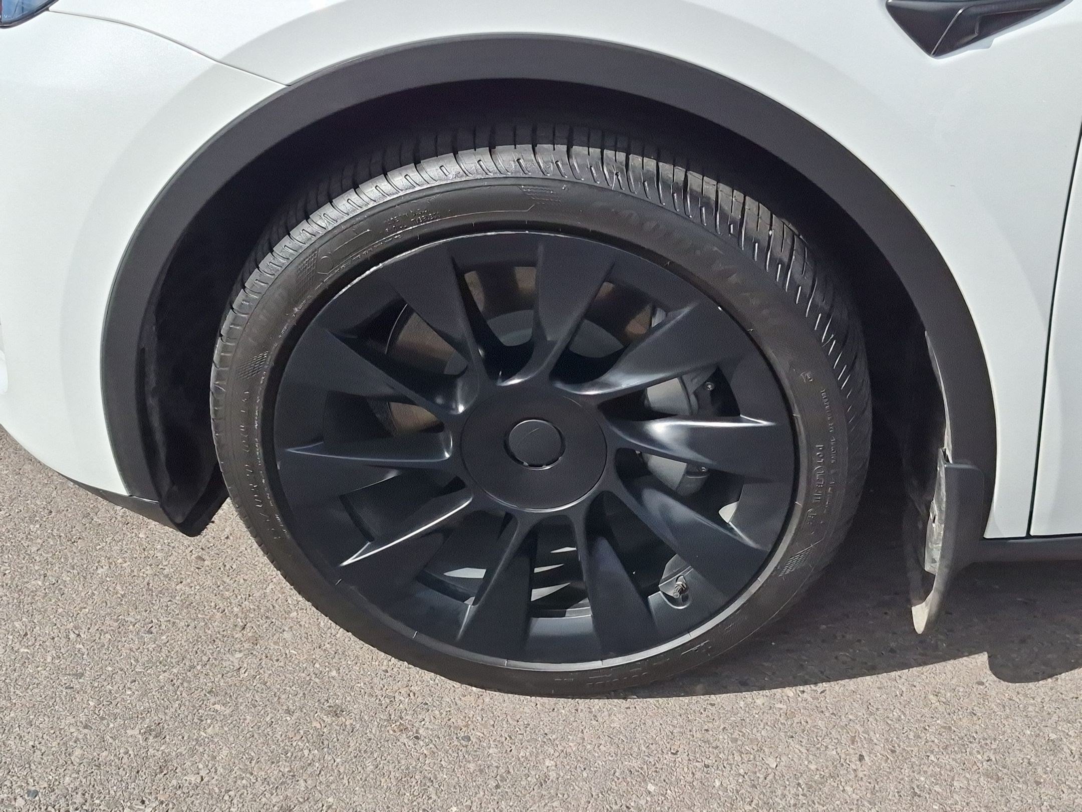 Used 2023 Tesla Model Y Long Range AWD/4WD image 14