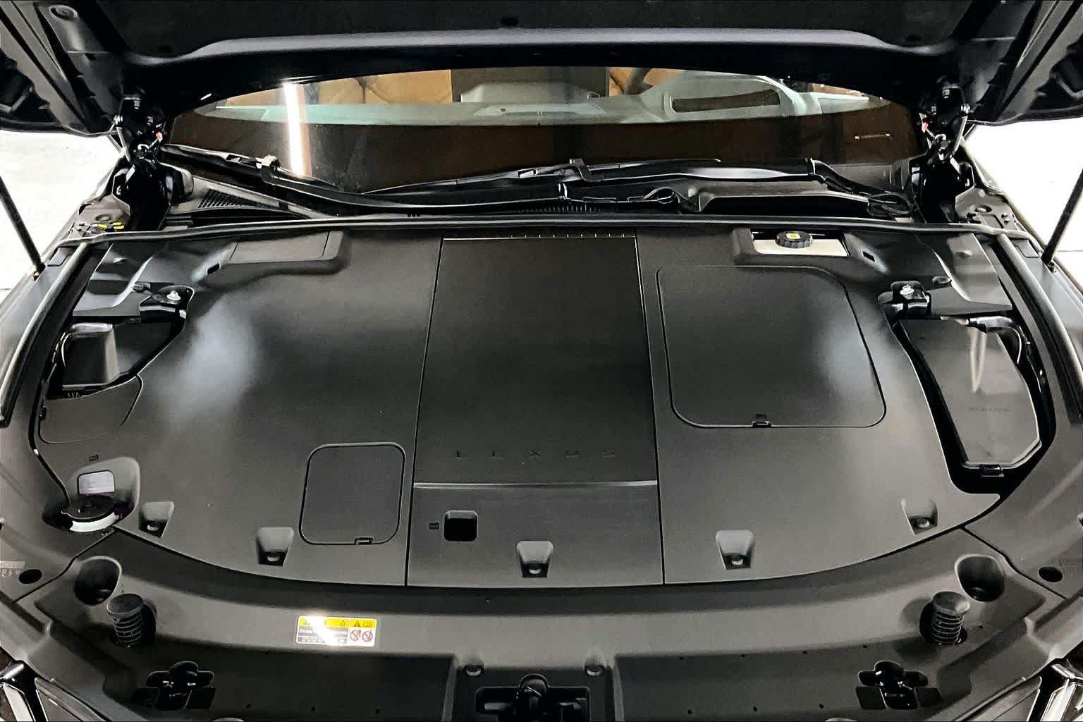 New 2026 Lexus ES 500e AWD/4WD image 11