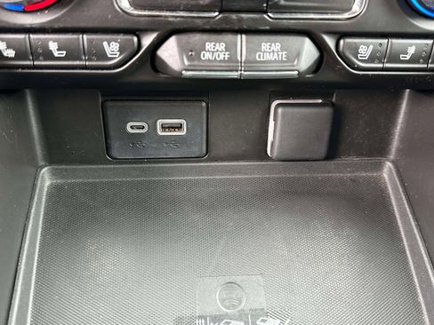 Used 2024 Chevrolet Tahoe Premier image 12