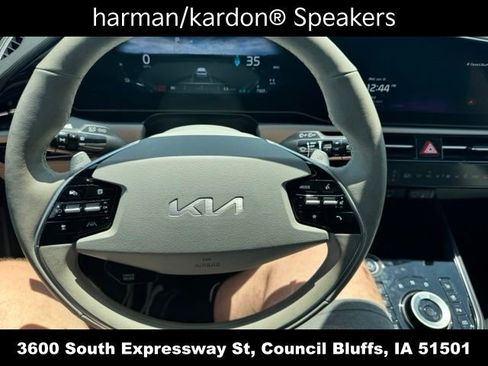 Used 2024 Kia Niro Wave FWD image 12