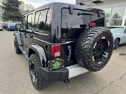 Used 2015 Jeep Wrangler Unlimited Sahara w/ Connectivity Group image 4