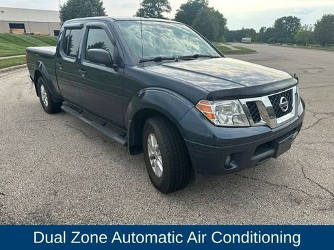 Used 2016 Nissan Frontier SV w/ SV Value Truck Package AWD/4WD image 4