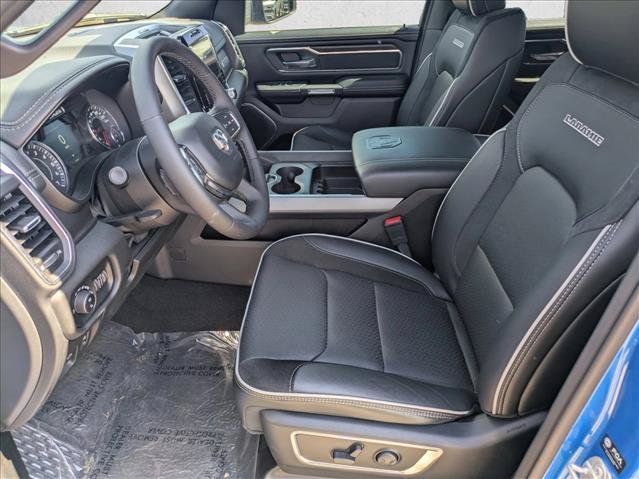 New 2025 RAM 1500 Laramie AWD/4WD image 4