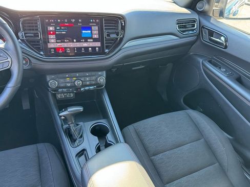 Used 2025 Dodge Durango GT w/ Blacktop Package AWD/4WD image 16