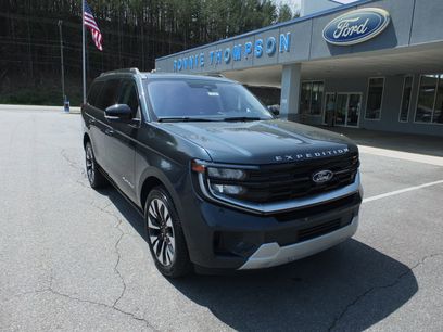 Used 2025 Ford Expedition Platinum w/ Driver's Package