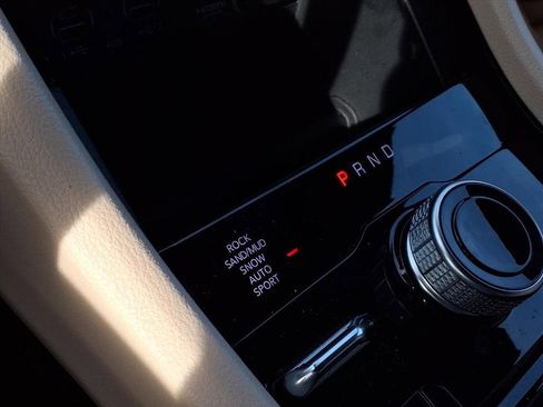 Used 2022 Jeep Grand Cherokee Limited 4xe image 7