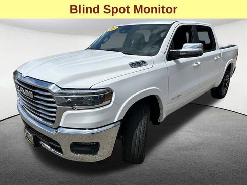 Used 2025 RAM 1500 Laramie AWD/4WD image 5