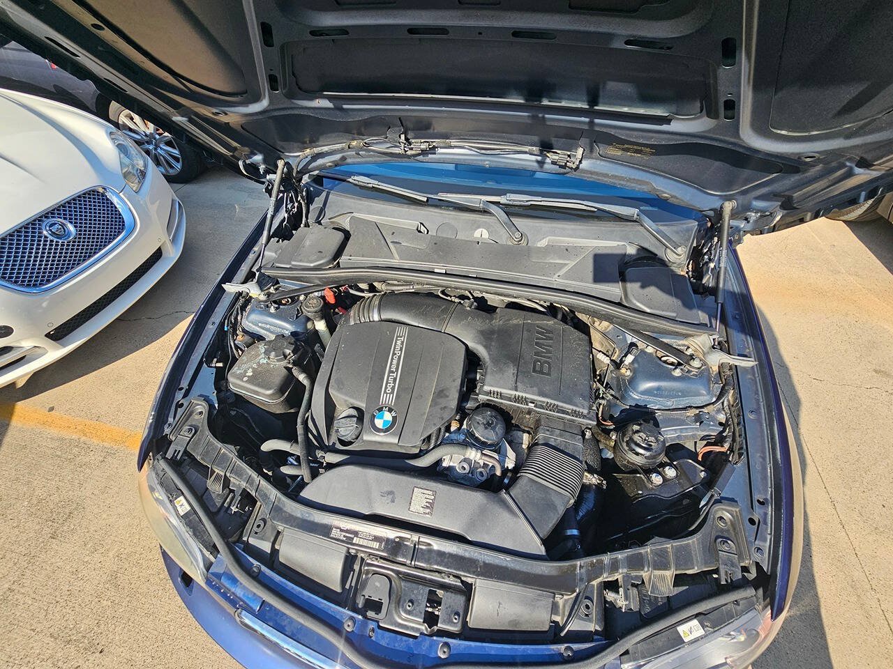 Used 2013 BMW 135i Convertible RWD image 16