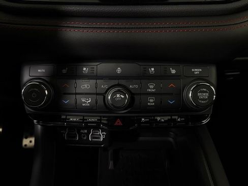 New 2027 Dodge Durango R/T w/ Blacktop Package AWD/4WD image 24