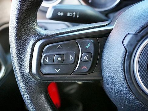 Certified 2022 Jeep Wrangler Sport image 28