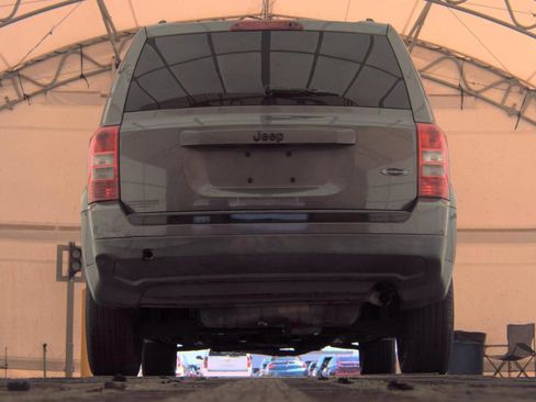 Used 2014 Jeep Patriot Sport w/ Power Value Group FWD image 7