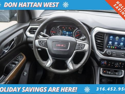 Used 2023 GMC Acadia SLE w/ Elevation Edition image 5