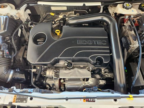 Certified 2024 Chevrolet Equinox LT image 35