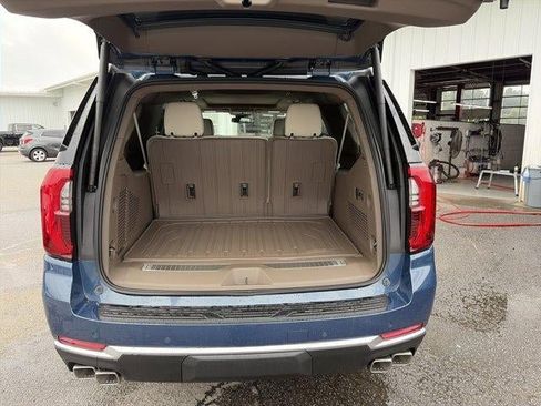 New 2026 GMC Yukon XL Denali w/ Sun & Power Step Package AWD/4WD image 8