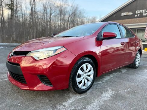 Used 2014 Toyota Corolla LE FWD image 3