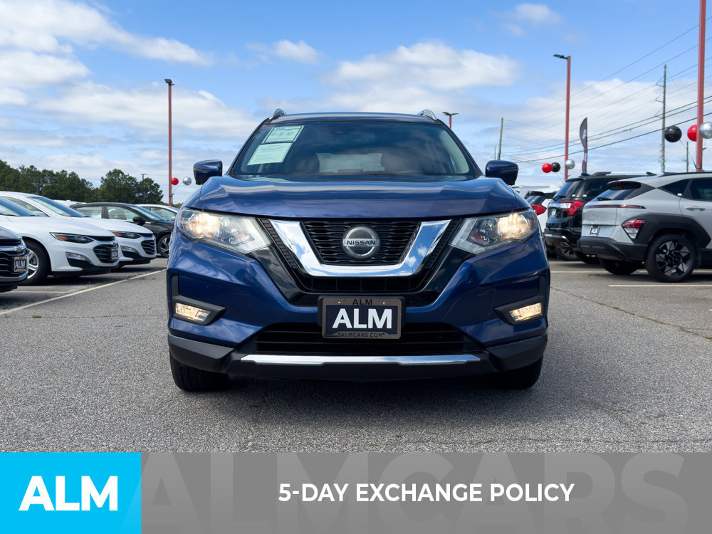 Used 2018 Nissan Rogue SL FWD image 3