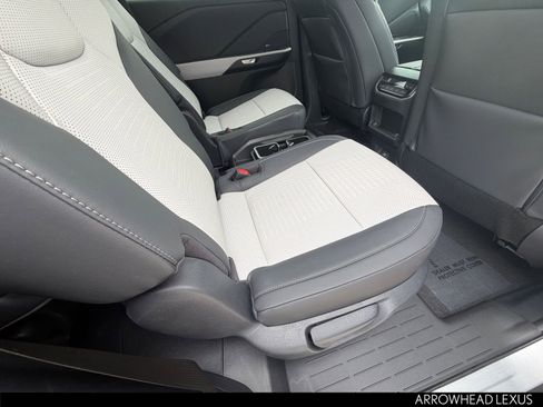 New 2026 Lexus TX 500h AWD image 21