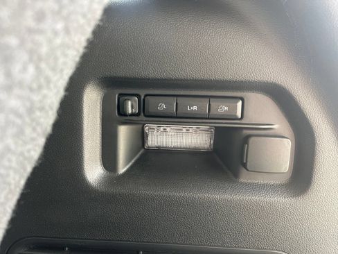 Certified 2024 Ford Explorer Limited w/ Limited Technology Package AWD/4WD image 18