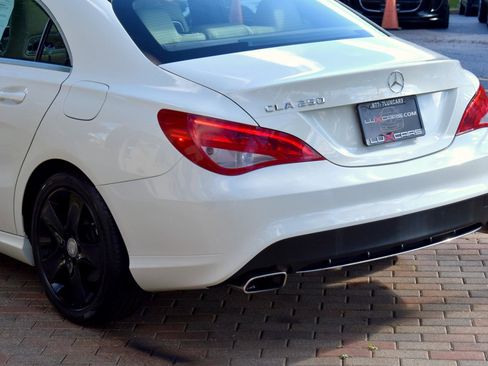 Used 2015 Mercedes-Benz CLA 250 image 9